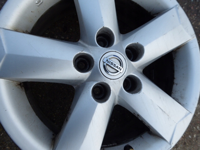 QASHQAI I J10 ACENTA LEICHTMETALLRAD ALUMINIUMFELGENKAPPE 16X6,5 Product image