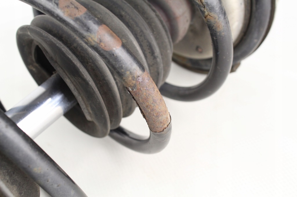MCPHERSON STOSSDÄMPFERFEDER LINKS VORNE BMW E60 E61 LIFT 2.0D N47 07-10 Product image