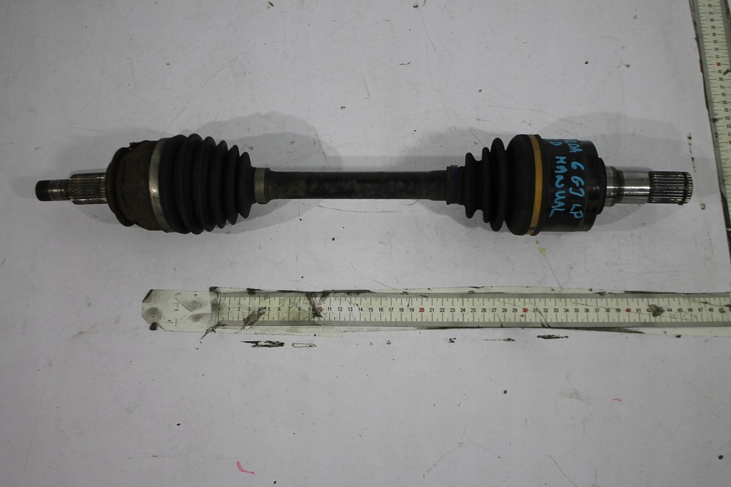 WELLE VORNE LINKS VORNE MAZDA 6 GJ 2.2 D 12-19 Product image
