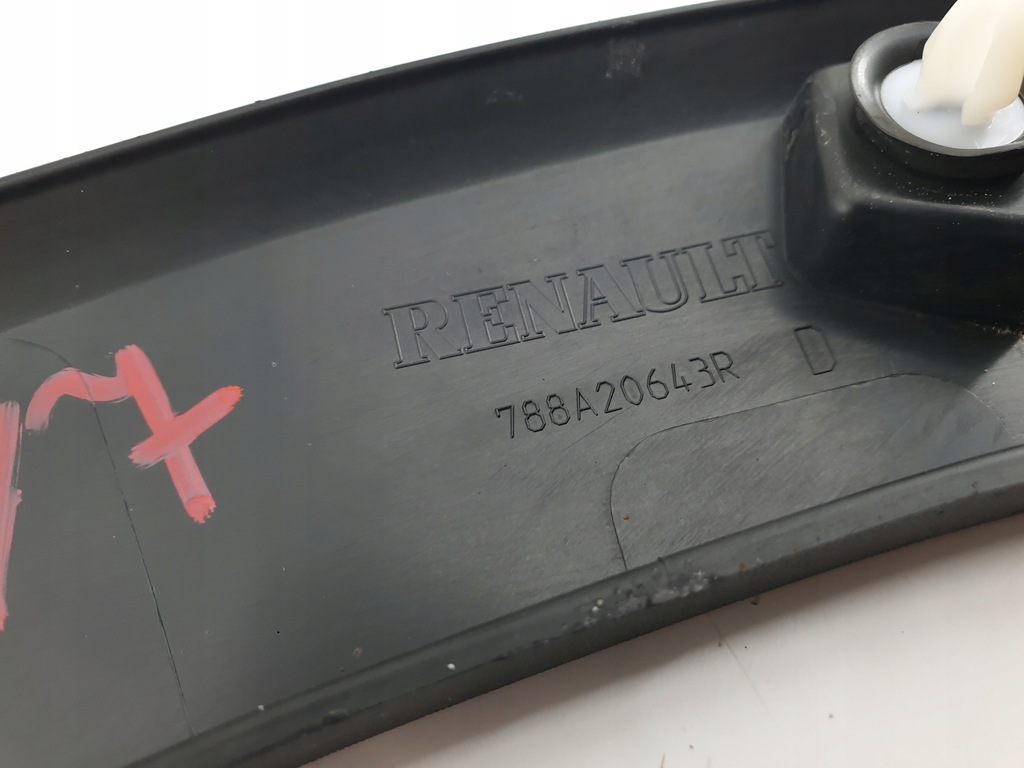 KOTFLÜGELLEISTE HINTEN RECHTS RENAULT CAPTUR I 1 788A20643R Product image