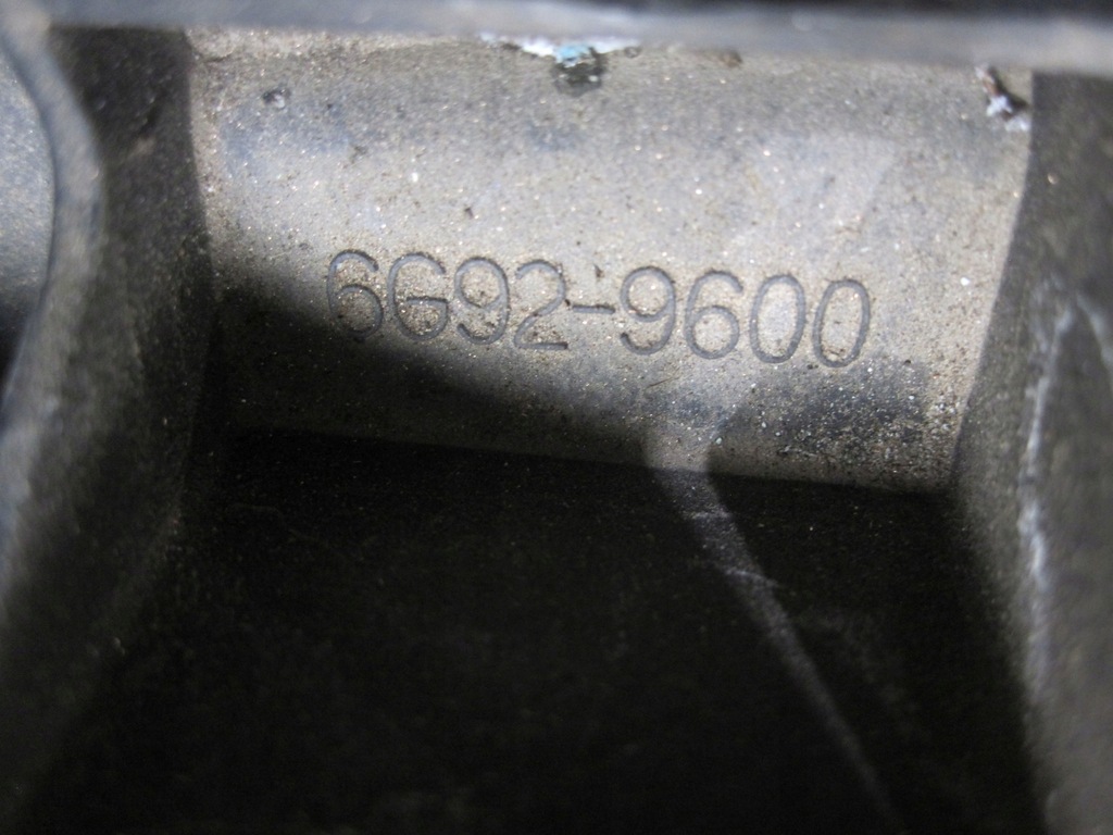 Land Rover Freelander II Luftfiltergehäuse 6G92-9600 Product image