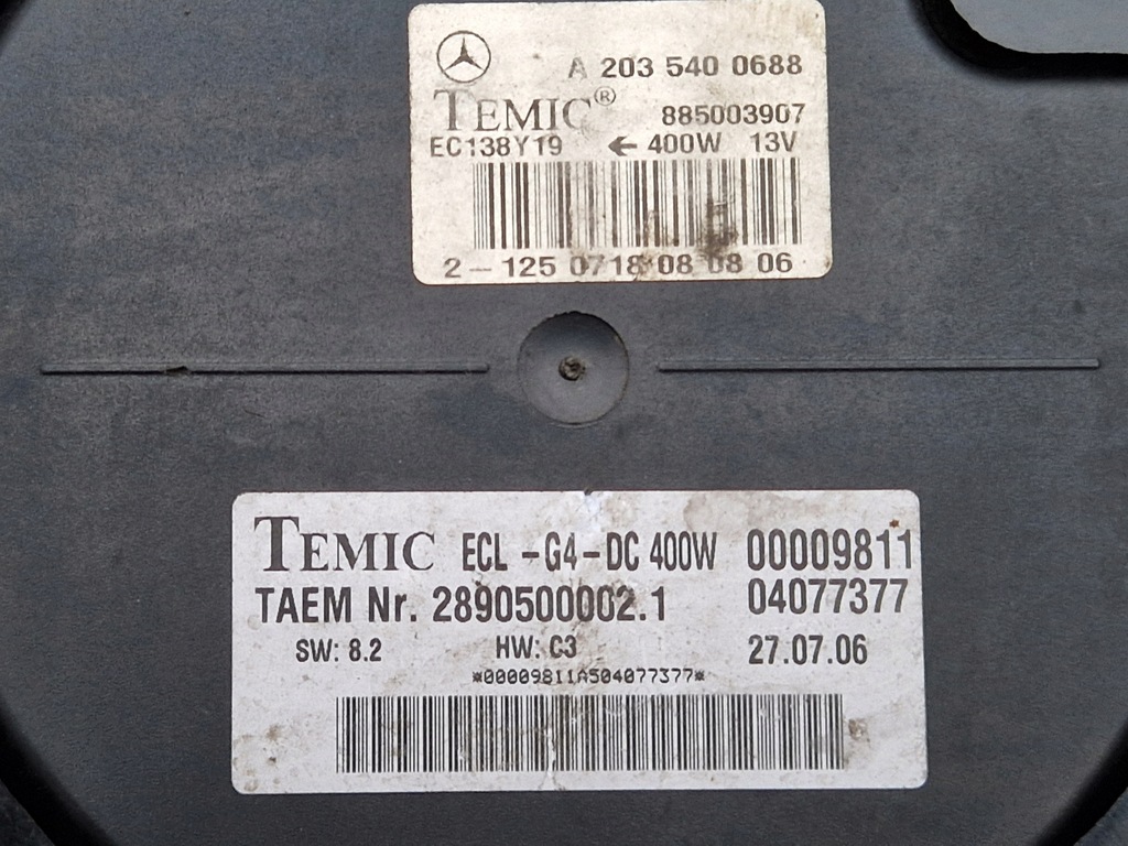 C-Class W203 Ein weiteres Gehäuse mit Fan 400W A2035001593 A2035400688 2006 Product image