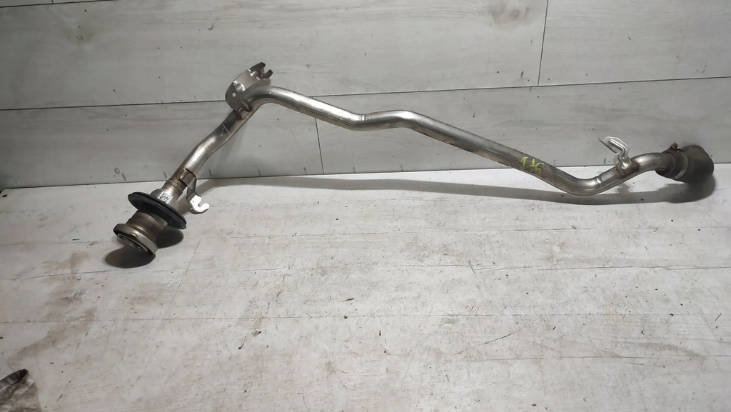 Mercedes-Benz A W176 2017 Kraftstoffeinfüllrohr Product image