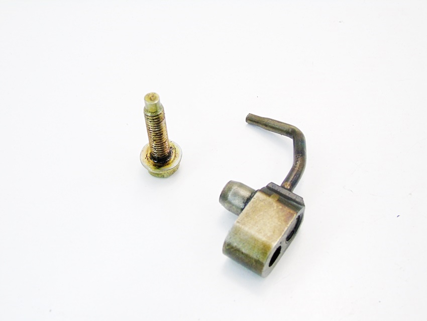 ÖLSPRÜHDÜSENBLOCK 1.6 16V Z6 MAZDA 3 BK BL Product image