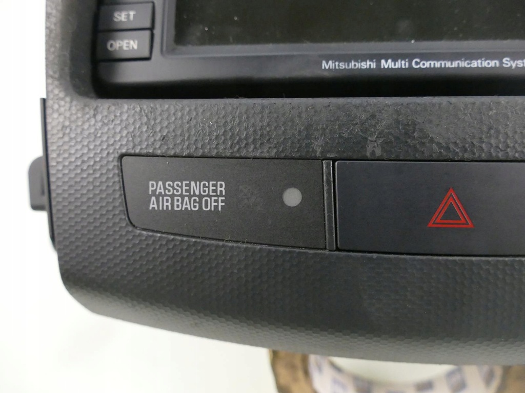 MITSUBISHI OUTLANDER II RADIOPLAYER NAVIGATION NAVI MONITORBILDSCHIRM Product image