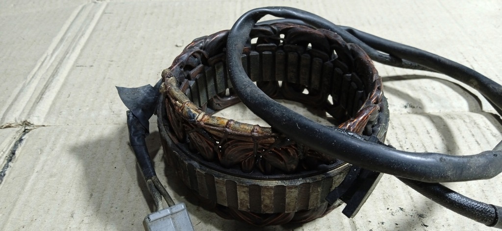 YAMAHA XJ 600 84-89 XS 400 LICHTMASCHINE STATOR LICHTMASCHINE WICKLUNG Product image