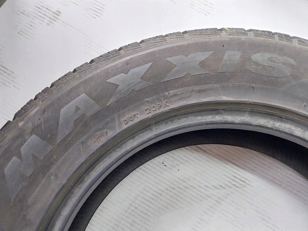 ReifenK2163 Maxxis Victra SUV M+S 225/65R17 102H 2 Stk. Product image