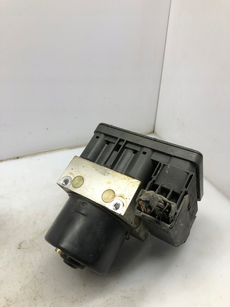 ABS-PUMPENSTEUERUNG 2S61-2M110-CE Product image