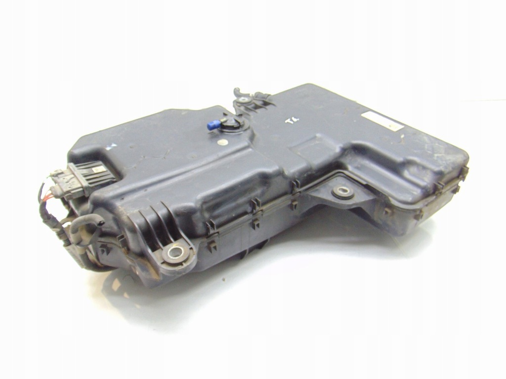 ADBLUE TANKPUMPE VW T5 T6 7E0131877G Product image