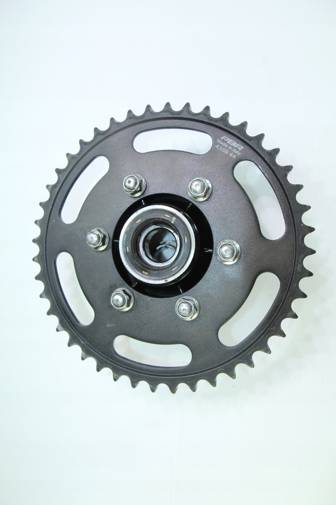 KAWASAKI Z 900 17-19 RADKETTENRAD Product image