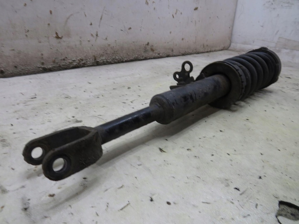 STOSSDÄMPFER LINKS VORNE BMW 6 F06 F12 F13 640D 795082-02 Product image