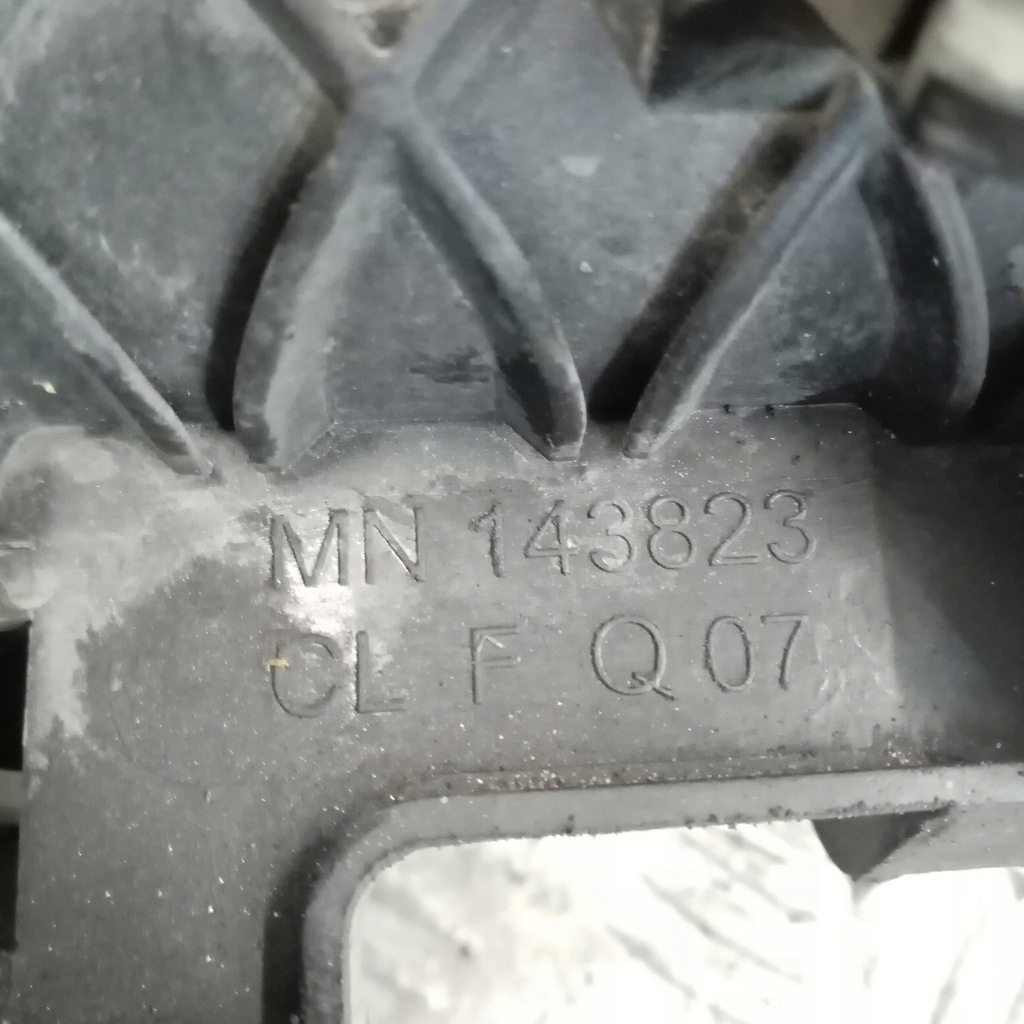 Ansaugkrümmer MITSUBISHI COLT 6 MN143823 Product image