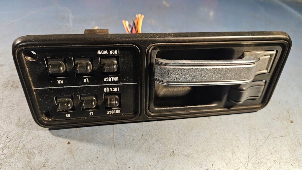 Innentürgriffschalter JEEP CHEROKEE XJ 8955002155 560009250 Product image