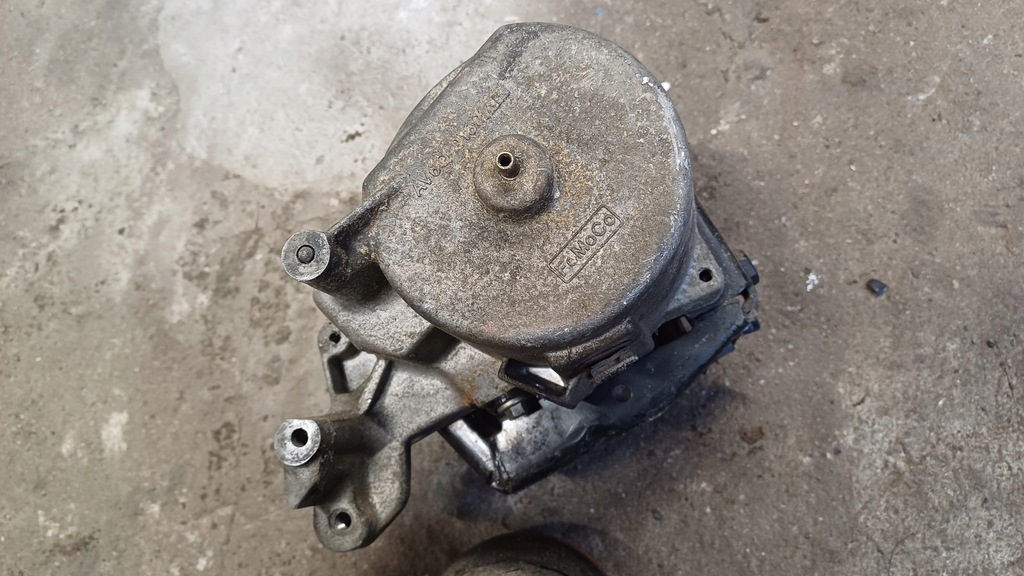 Mazda 3 09-13 BL 1.6 CITD AV6Q-9180-AF-Kraftstofffiltergehäuse Product image