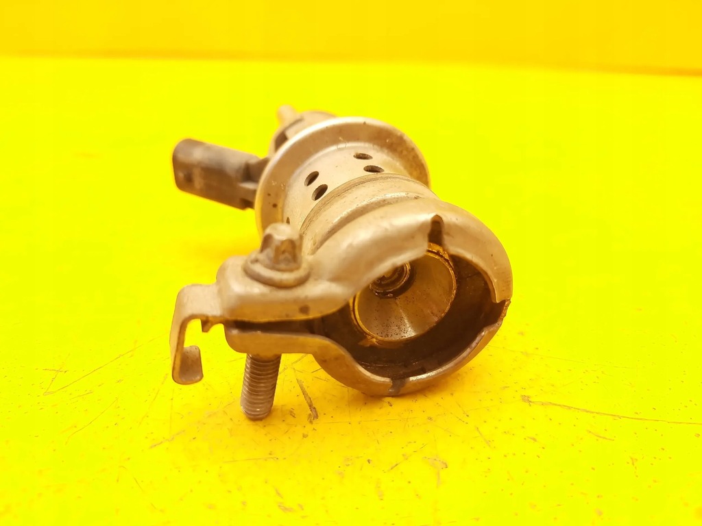 Mercedes-Benz Sprinter W907 ADBLUE-INJEKTOR A0004900200 Product image
