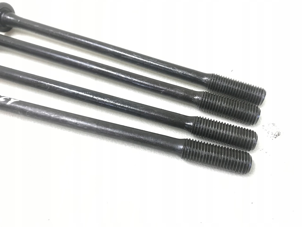 SUZUKI SV 650 KOPFSTIFTE EINSTELLBOLZENSCHRAUBE Product image