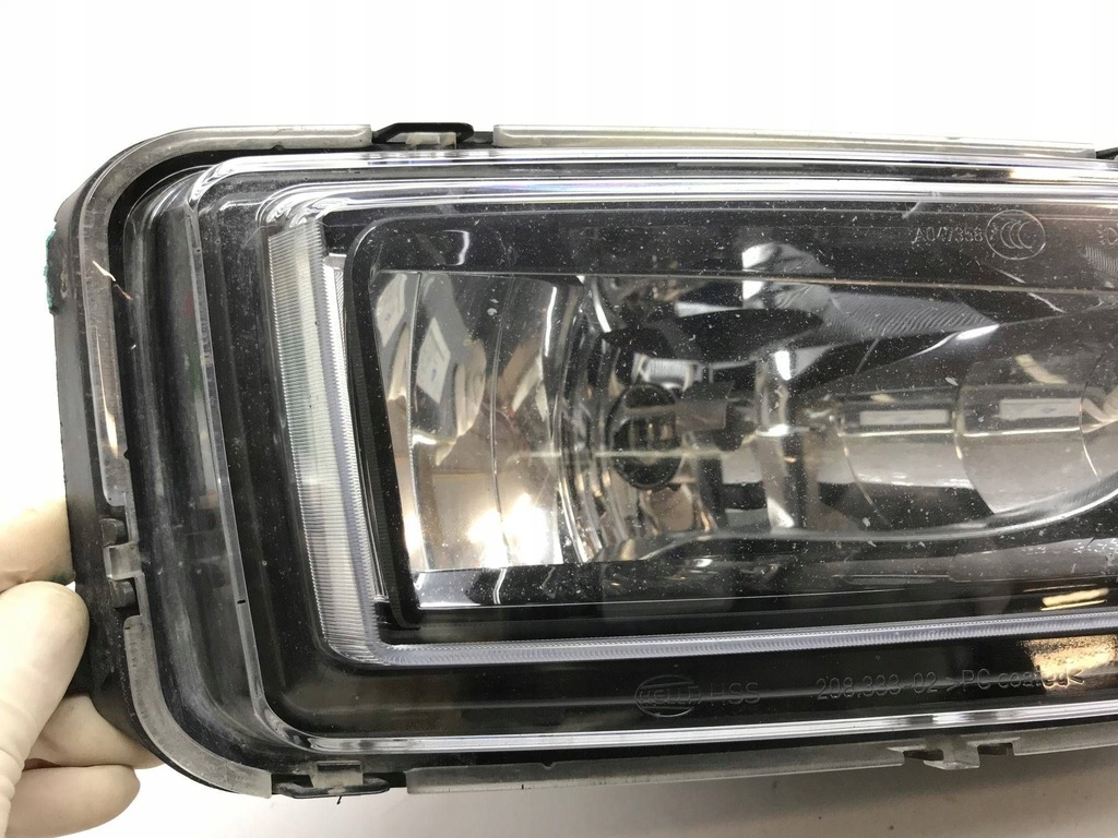 Volkswagen Amarok 2010 rechtes Nebellicht 2H6941700A Product image