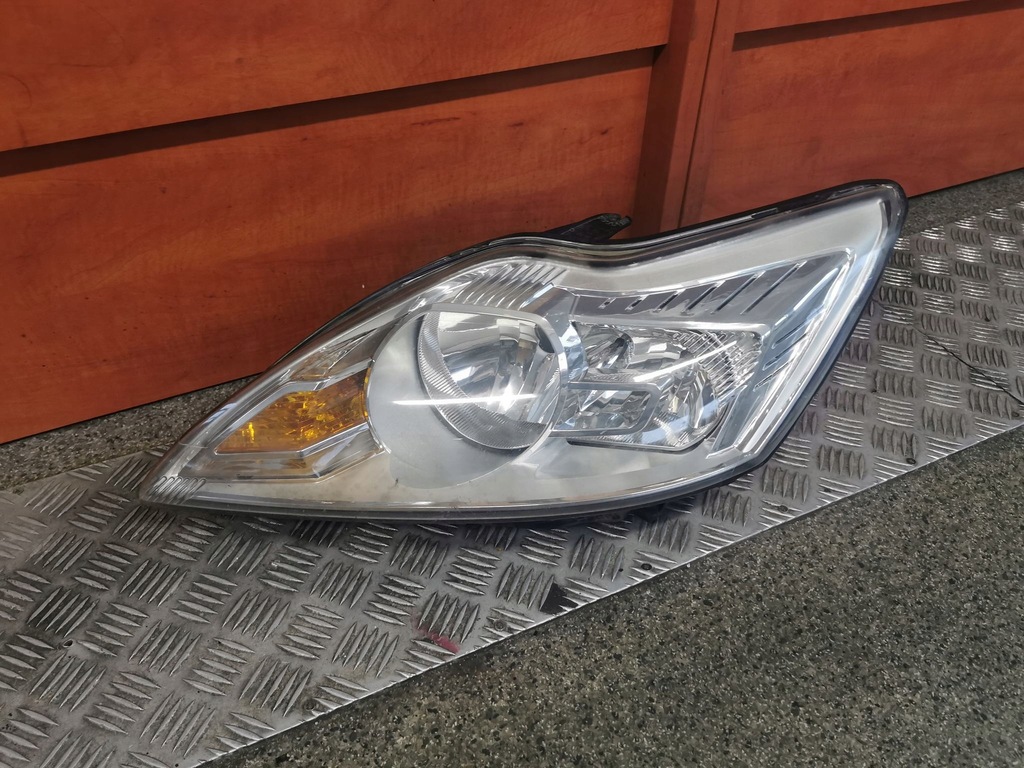FOCUS MK2 LAMPE LINKS VORNE UK 8M51-13W030-BD Product image