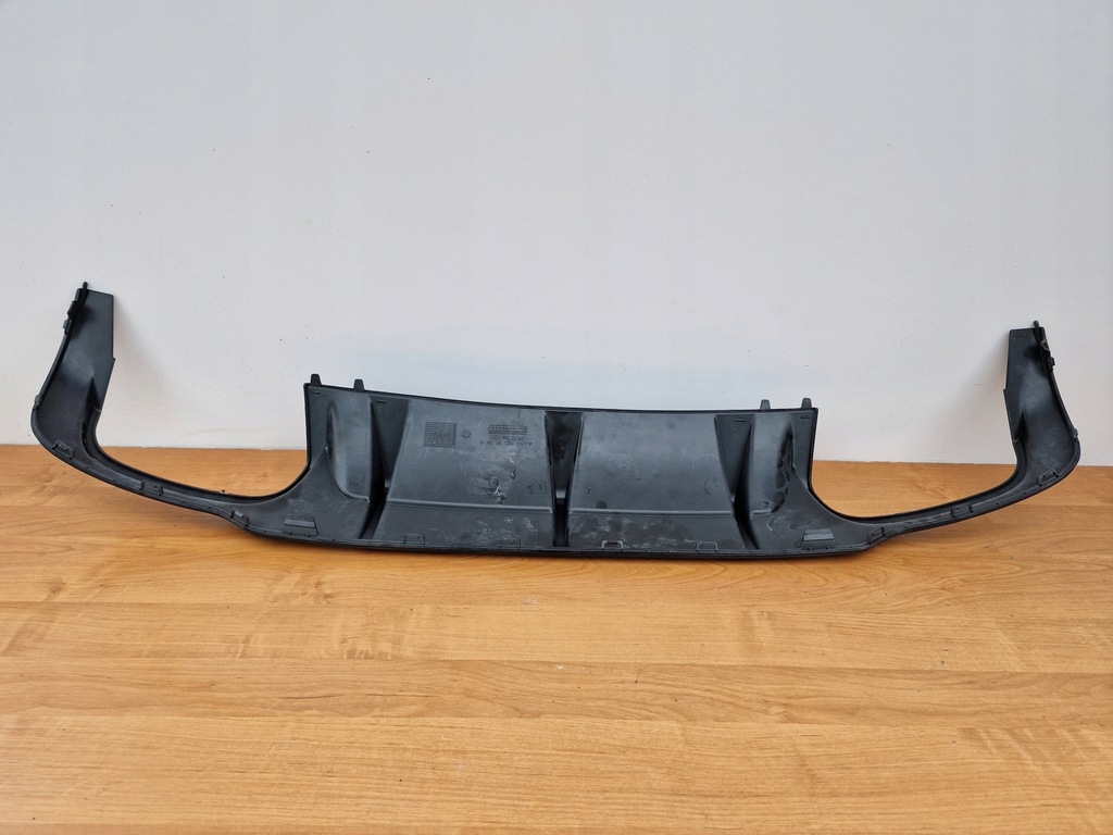 MERCEDES C-KLASSE W204 AMG C63 STOßSTANGE SPOILER ORG Product image
