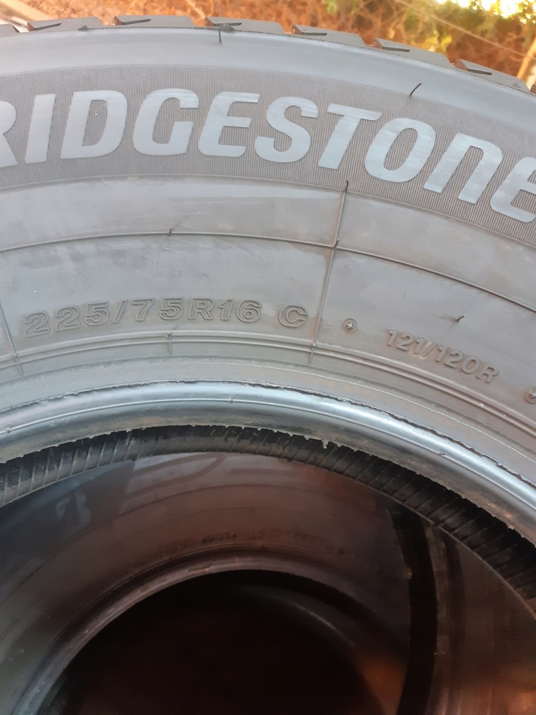 Bridgestone Duravis All Season 225/75R16C Ganzjahresreifen Product image