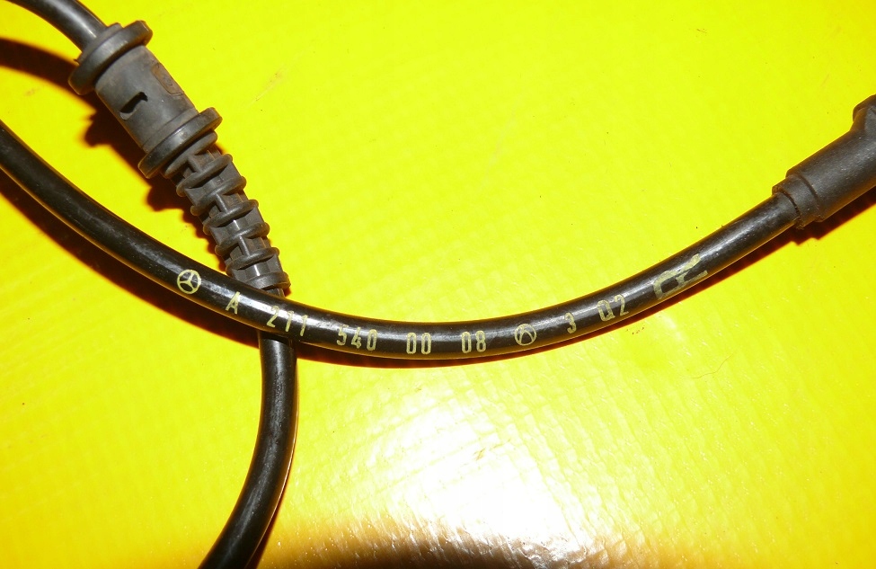 TASCHENSENSORKABEL VORNE RECHTS MERCEDES E-KLASSE W211 A2115400008 Product image