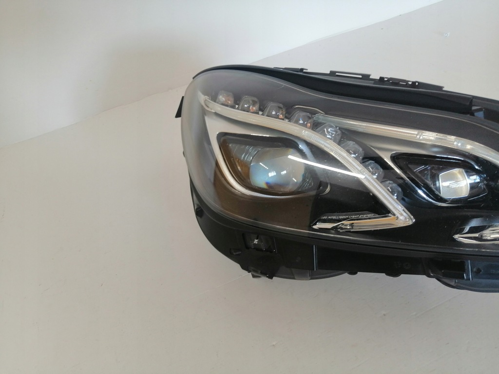 Mercedes W212 Liftlampe Front Full LED ILS A2129063203 Product image