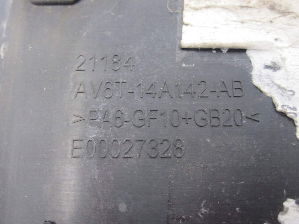 Ford Focus MK3 III 12R Sicherungsbox AV6T-14A142-AB AV6T-14A067-AC Product image