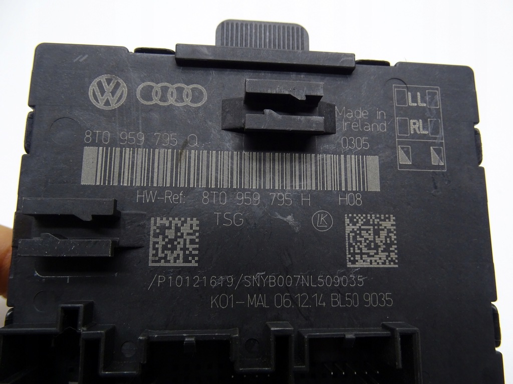 TÜRSTEUERMODUL LINKS HINTEN A5 8T SPORTBACK 5D 8T0959795Q Product image