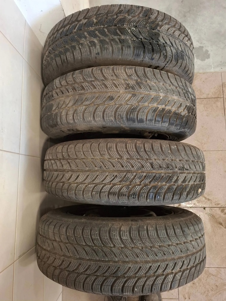 DACIA DOKKER 17-21 REIFEN MIT FELGEN 185/65R15 (6JX15) Product image