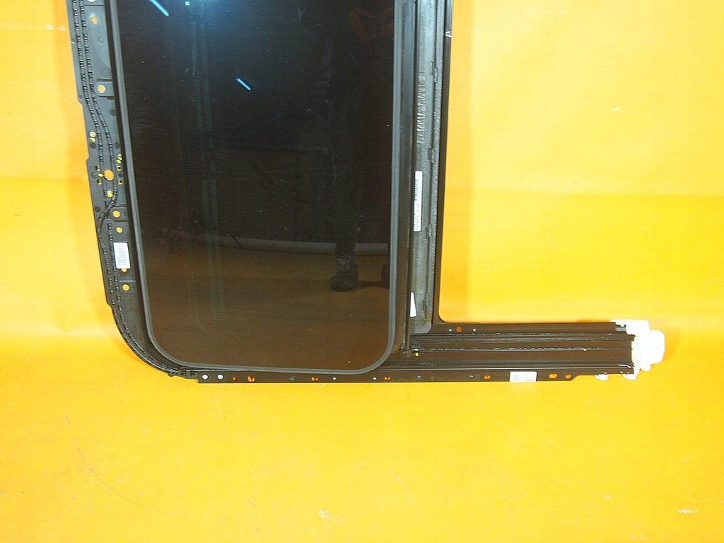 Audi A5 8T LIFT 24KM Schiebedach Rollladen 8t8877041e Product image