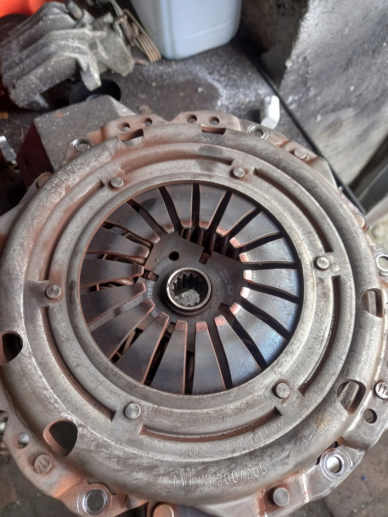 Kupplungsdruckplatte Typ 200/205 Opel Vectra B 2001 Benzin 1,6 Product image