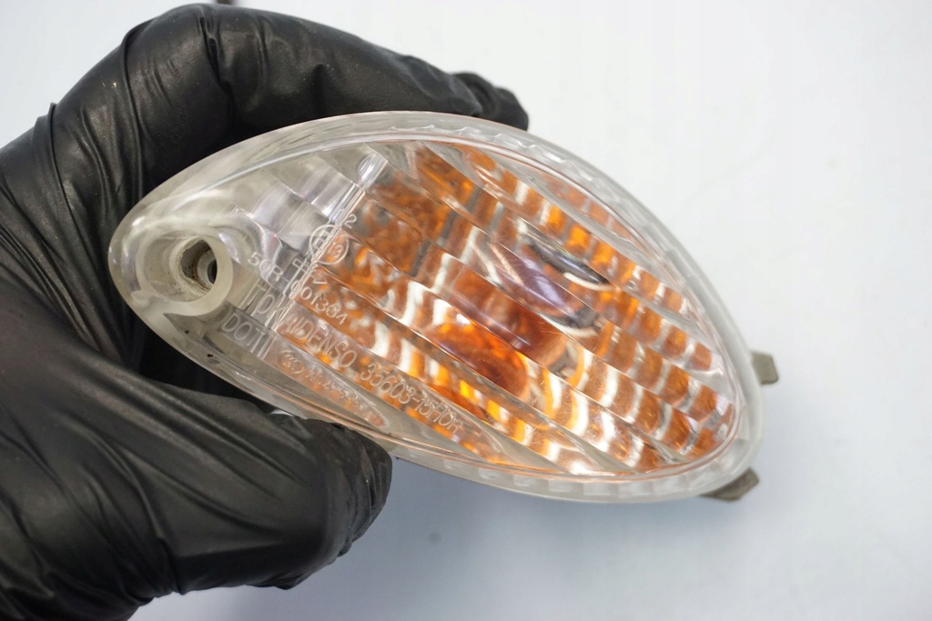 Suzuki GSX-R 1300 Hayabusa 08–16 RECHTER BLINKER Product image