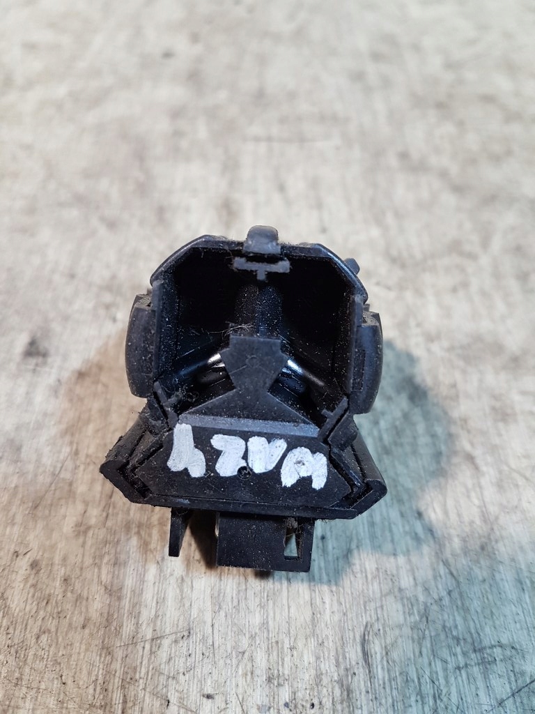 KICKDOWN-GASKNOPF MERCEDES W124 W140 Product image
