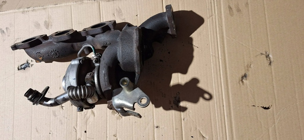 AX2Q6K82BDJaguar Turbolader Product image