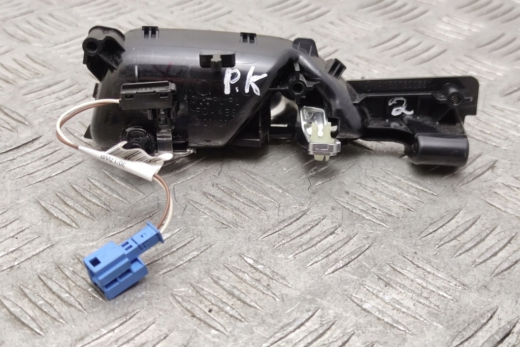 Links interne Griff Mercedes-Benz Gle (W166) A1667600561 2.1L Product image