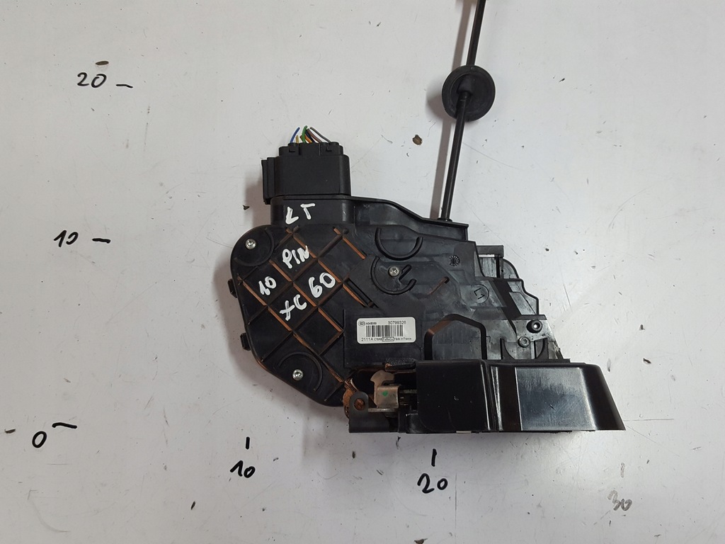 VOLVO XC60 I 08-13 TÜRSCHLOSS HINTEN LINKS 10 PINS Product image