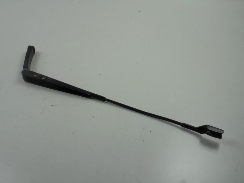 PASSAT B6 WISCHERARM VORNE RECHTS 3C1955410B Product image