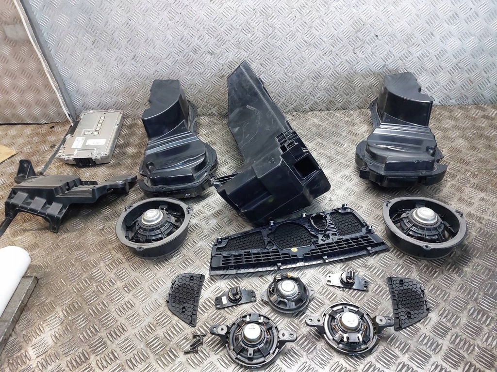 Lautsprecher Set Bose Audi A7 4G 4G0035223B 4G8035298A 4G9035382A Product image