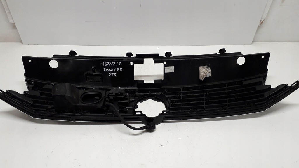 VW PASSAT B8 GTE GRILL KÜHLERGRILL Product image