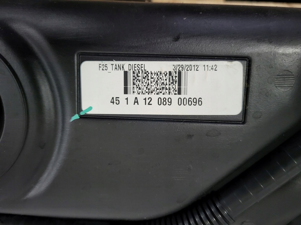 BMW X3 F25 2.0 D XDRIVE KRAFTSTOFFTANK KRAFTSTOFFPUMPENKORB Product image