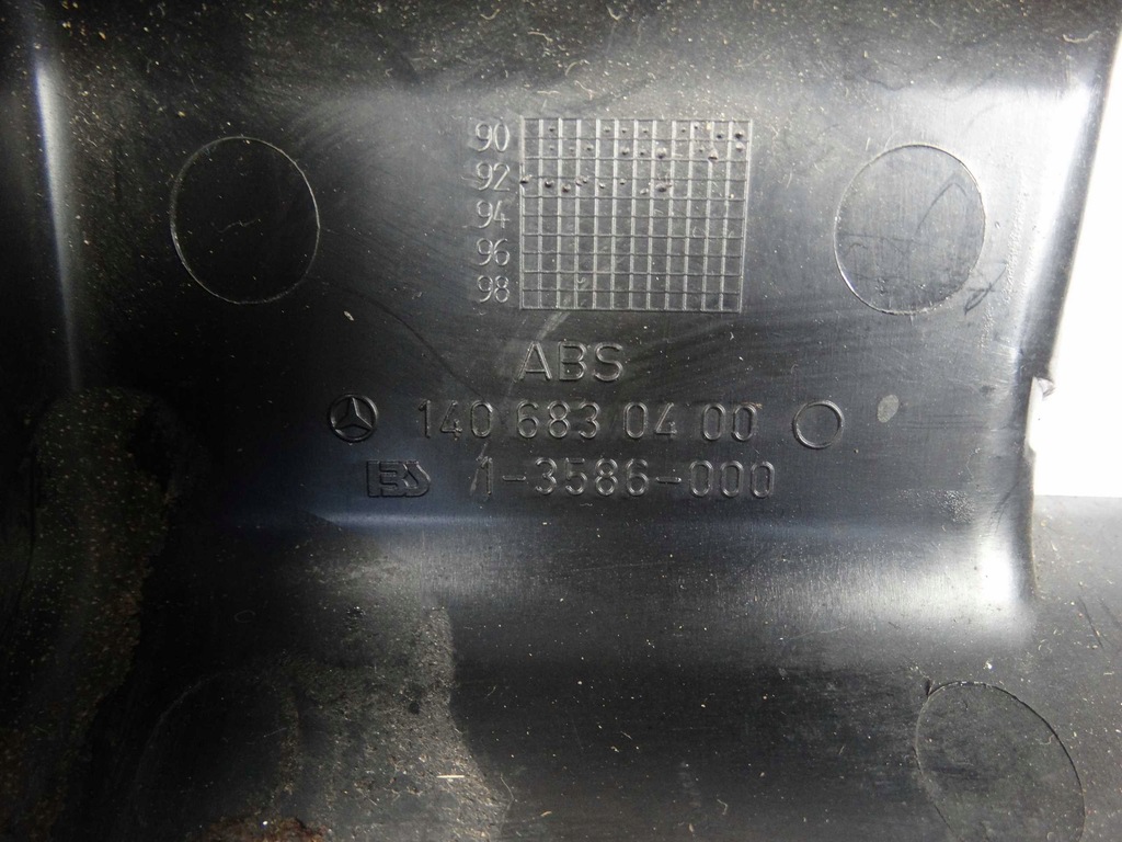 Mercedes W140 ZENTRALTUNNEL ASCHENBECHER EINSATZ Product image