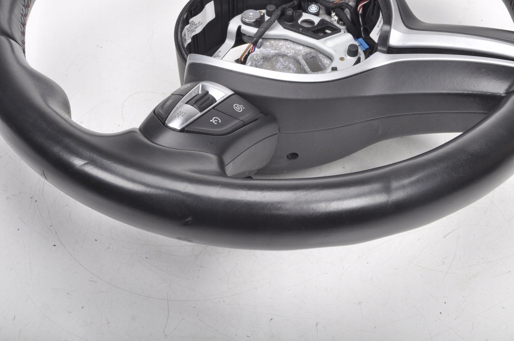BMW M3 F80 LEDERLENKRAD M PADLE PACK Product image