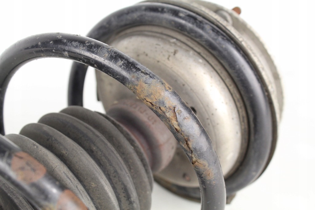 MCPHERSON STOSSDÄMPFERFEDER LINKS VORNE BMW E60 E61 LIFT 2.0D N47 07-10 Product image