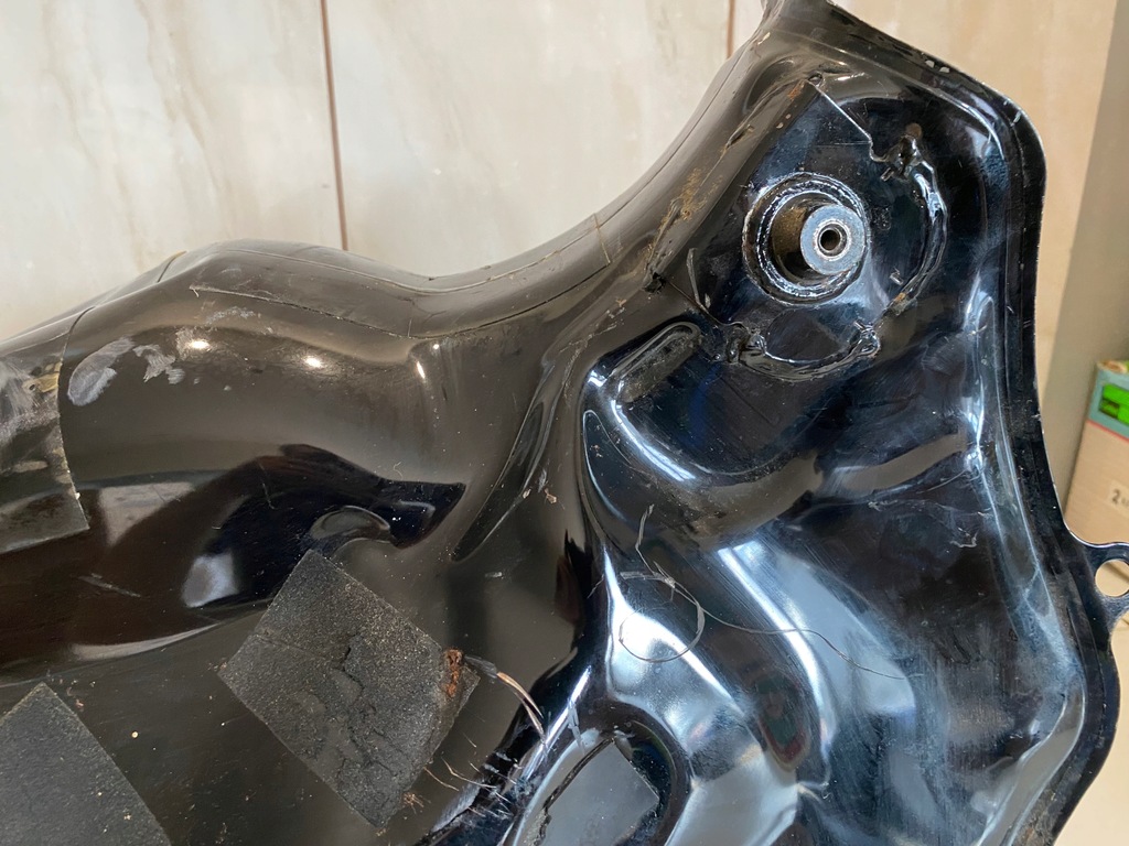HONDA CBR 1000RR SC57 04-07 KRAFTSTOFFTANK Product image