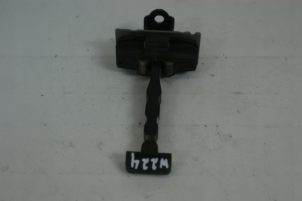Türbegrenzer rechts hinter Heck hinterher Peugeot 308 T9 Stationwagen Product image