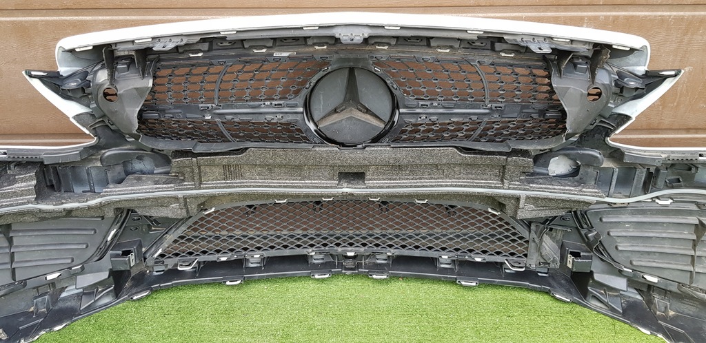 MERCEDES C-KLASSE 205 AMG COUPE 14- FRONTSTOßSTANGE Product image