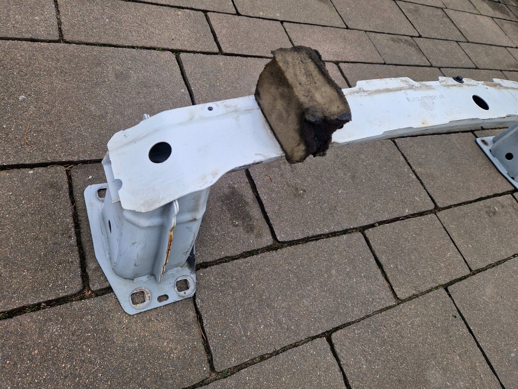 Range Rover Evoque und L538 Vorderstrahl BJ32-17F021 AB 11-2018 Product image