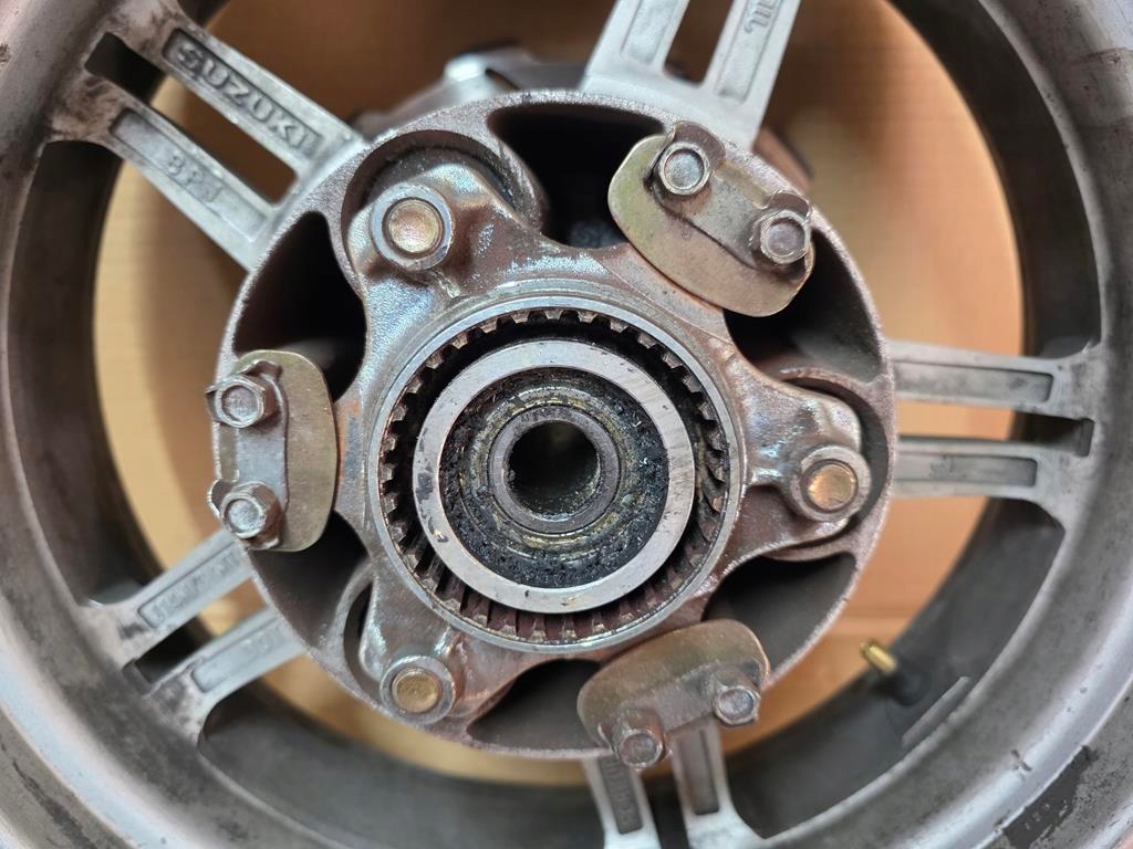 Suzuki Burgman An 650 02-12 in der Nähe des hinteren Randes Product image