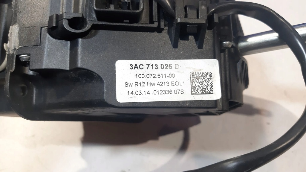 Volkswagen PASSAT B7 2014 Wagenheber und Wähler Product image