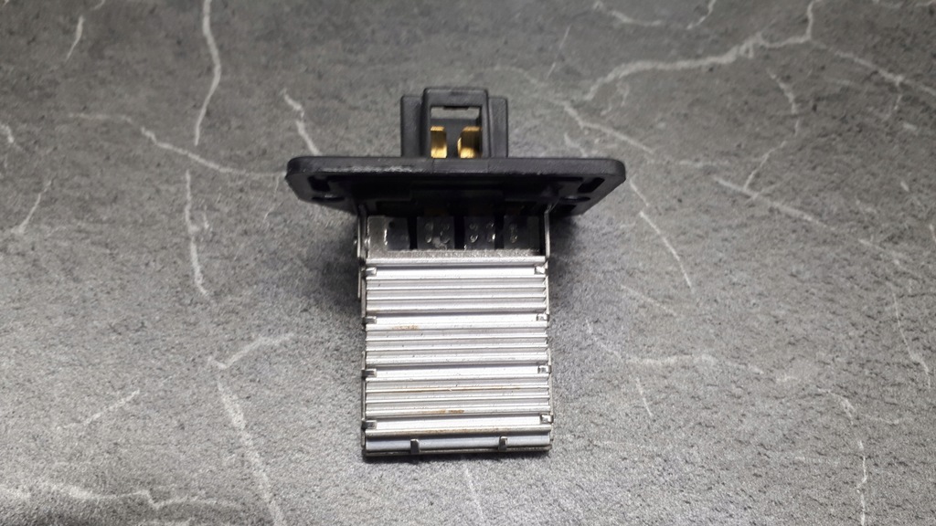 Hyundai L30 Widerstand Product image